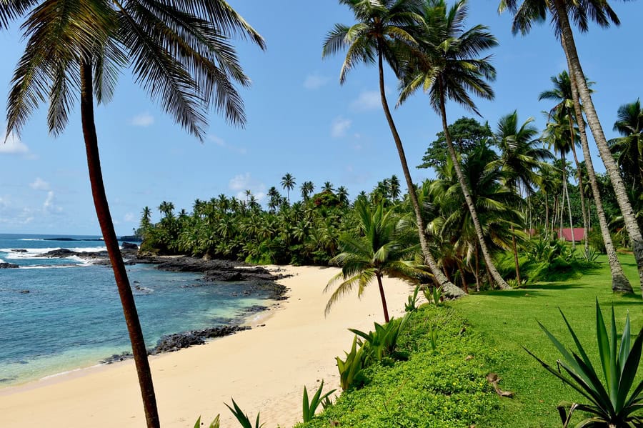 Sao Tome Strand©dive Tribe Sao Tome Ok