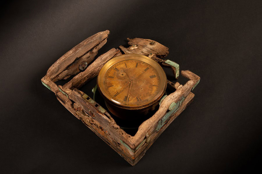 La Cite De La Mer ©b Almodovar Handiprint Marine-Chronometer