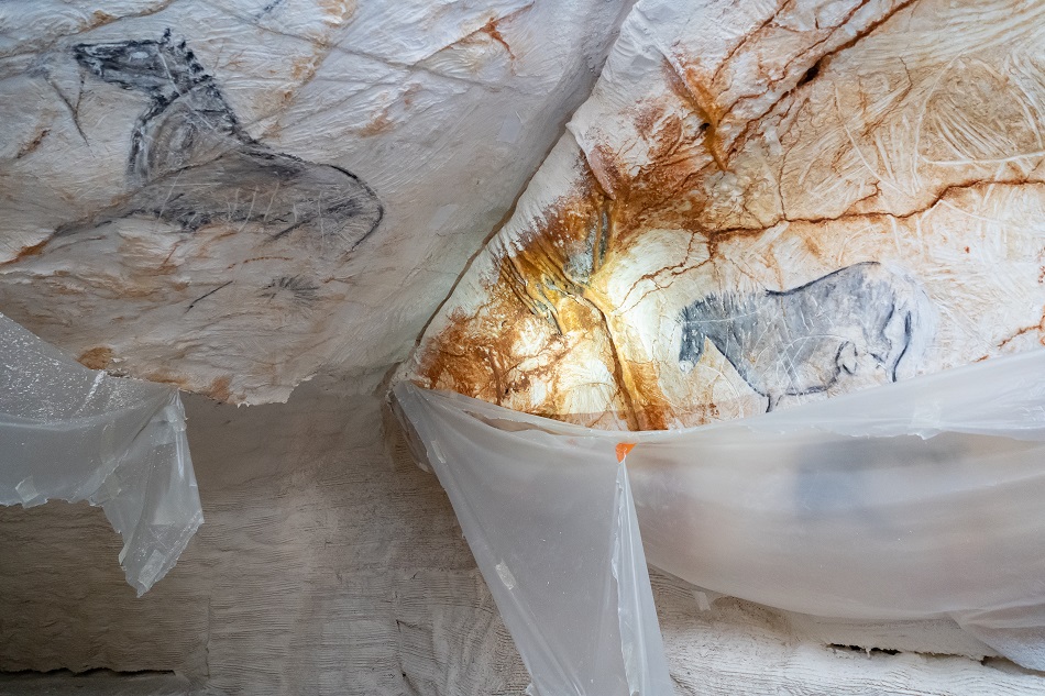 Henri Cosquer in der Rekonstruktion der prähistorischen Höhle vi