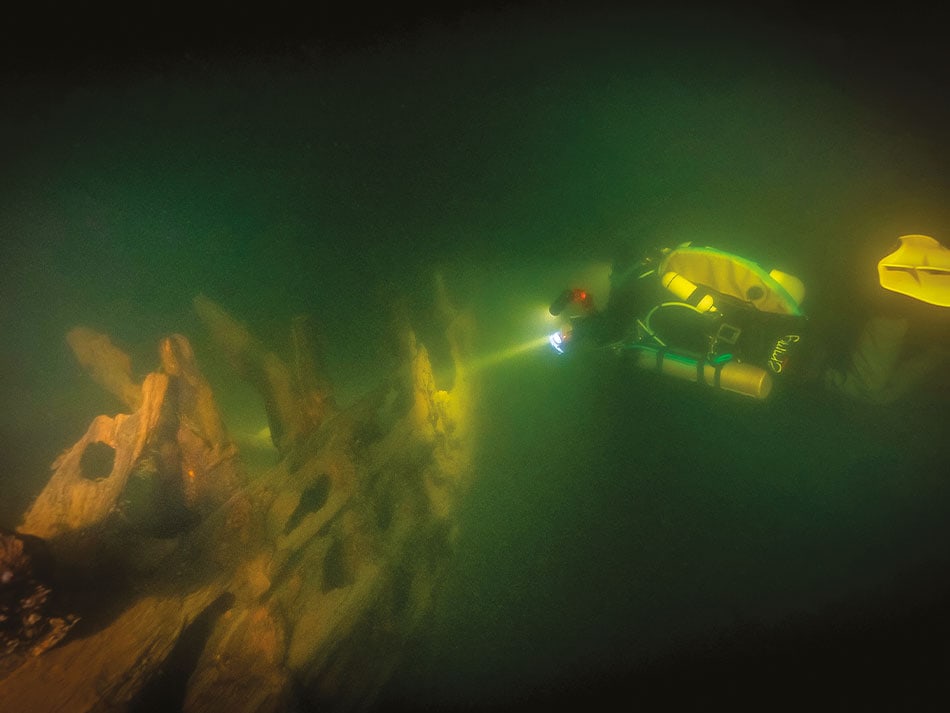 Tauchen expedition vrak 14