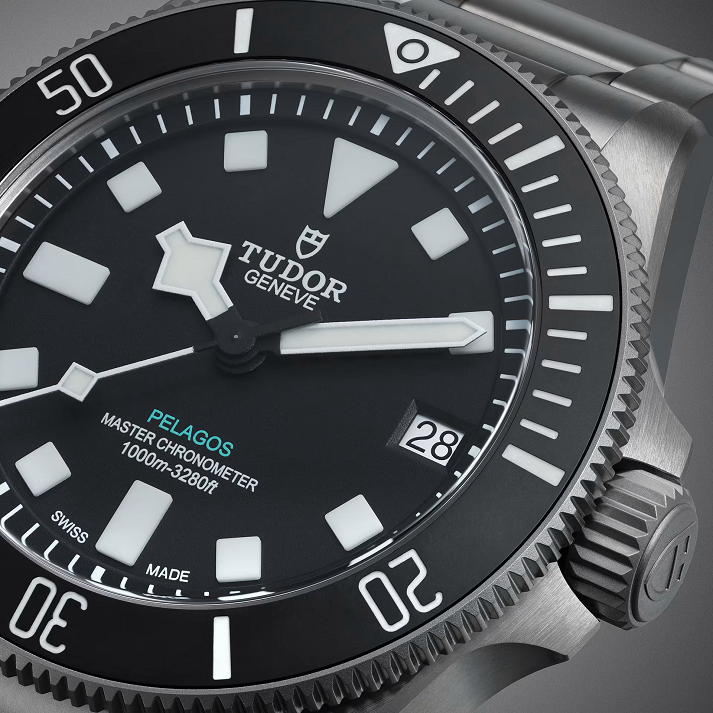 Screenshot 2025 05 02 um 09 01 33 tudor m2543c1a7nu 0001 (Bild avif 1920 × 1920 Pixel)
