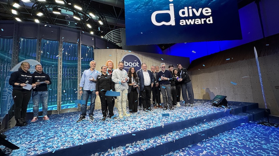 Taucher, die bei der Dive Awards-Zeremonie für ihre Innovationen im Unterwasserbereich ausgezeichnet wurden.