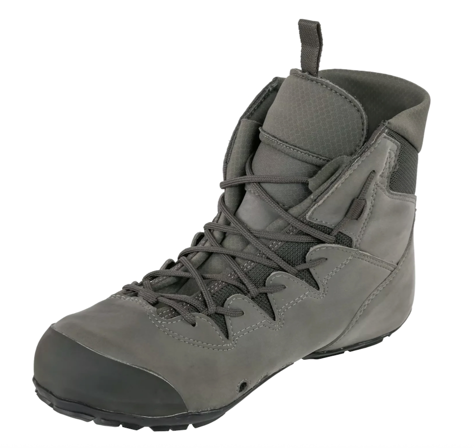 Robuste und komfortable Tauchstiefel, ideal für die Erkundung des Meeresbodens.